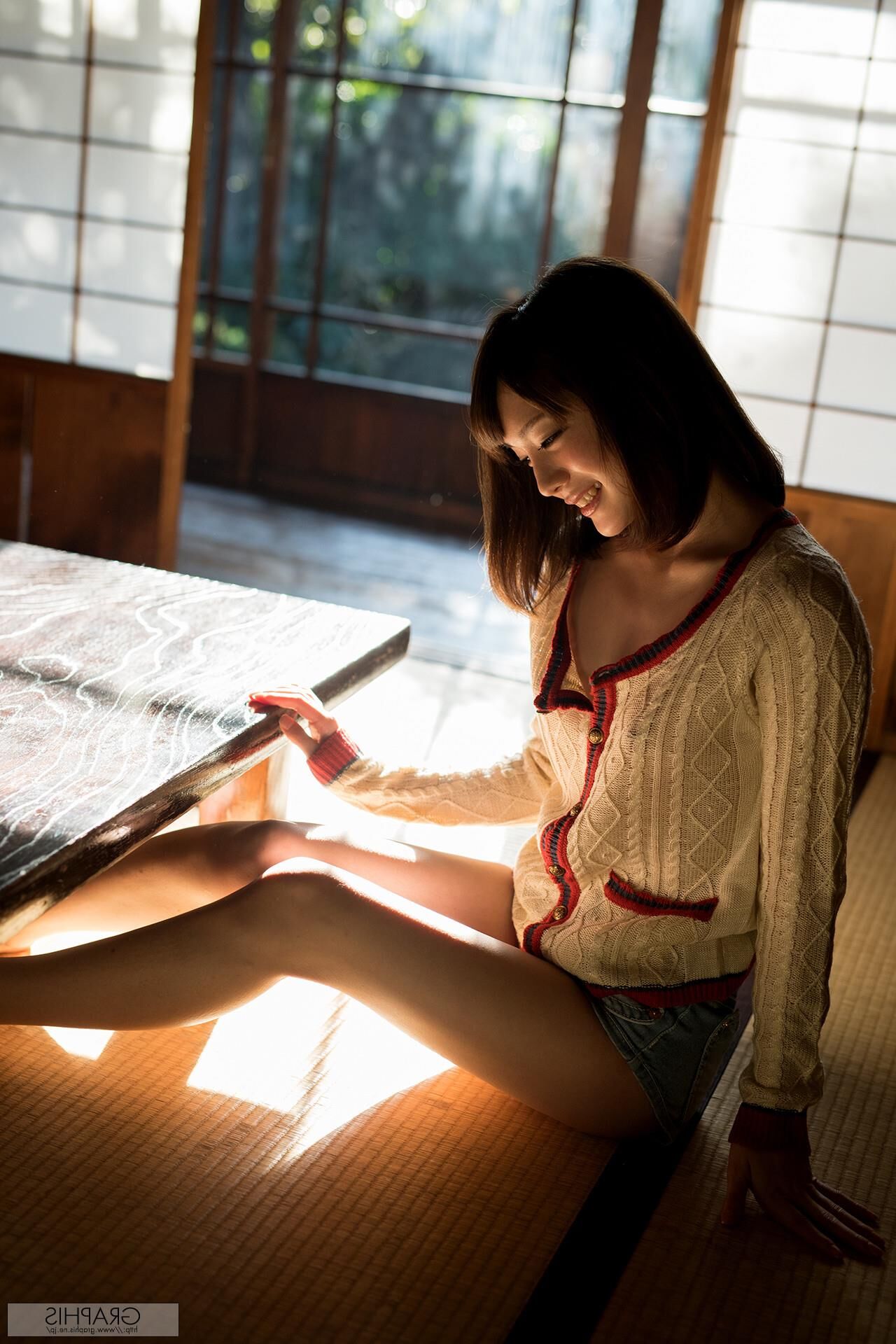 Airi Suzumura Graphisgals No.
