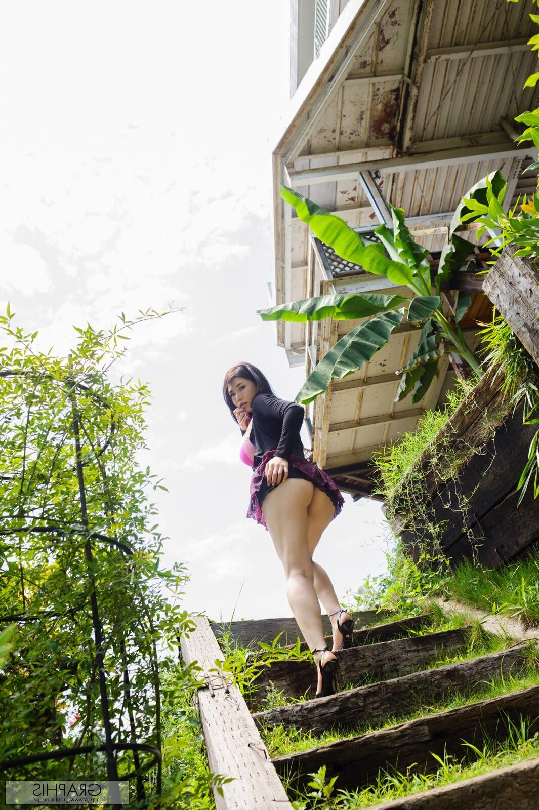 Anri Okita Graphisgals No. não padronizado
