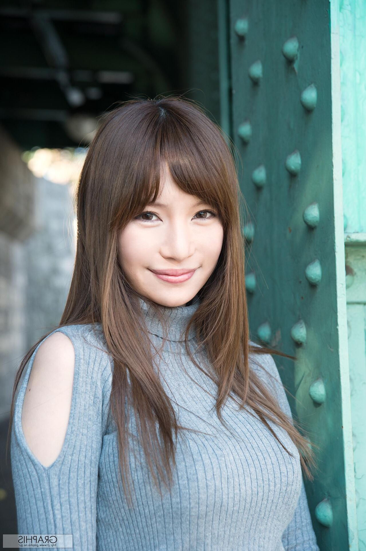 AOI Graphisgals No. flutuar