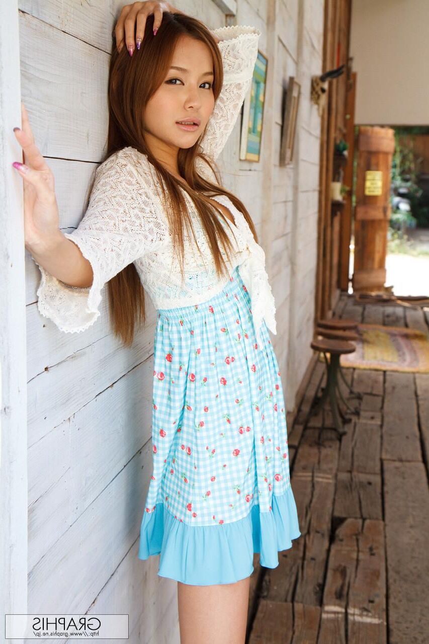 Emiri Okazaki GraphisGals No. Be Born Again
