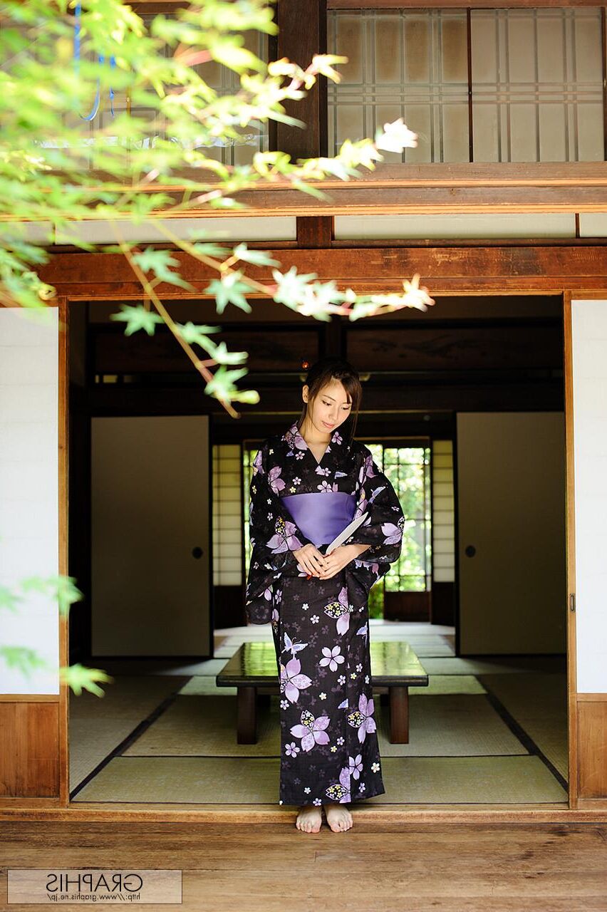 Miyuki Yokoyama GraphisGals No. Blossoms