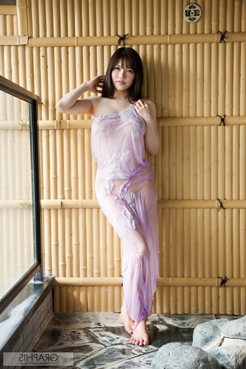 Anri Okita Graphisgals No. Uma viagem