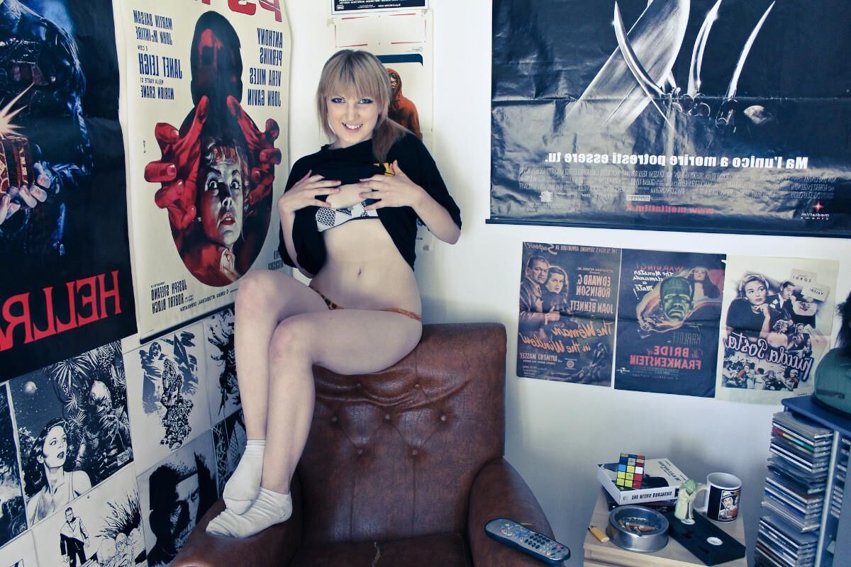 Alt Girl