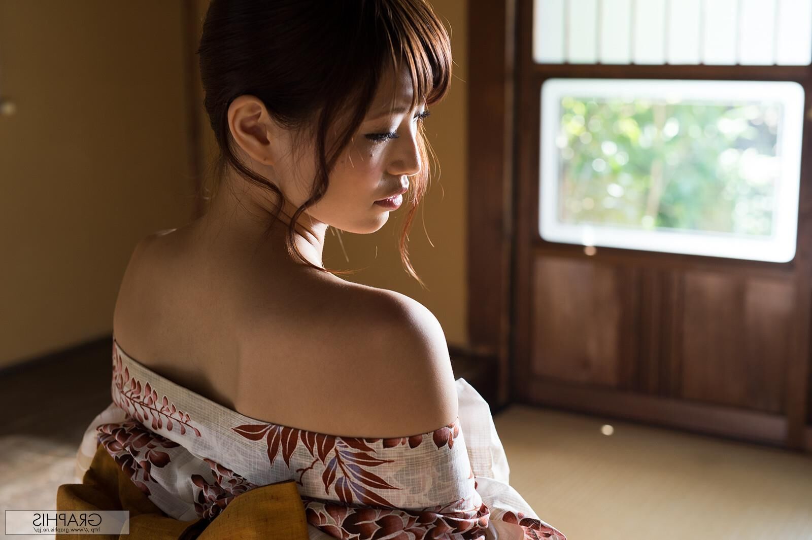 Harumi Tachibana GraphisGals No. We Rise
