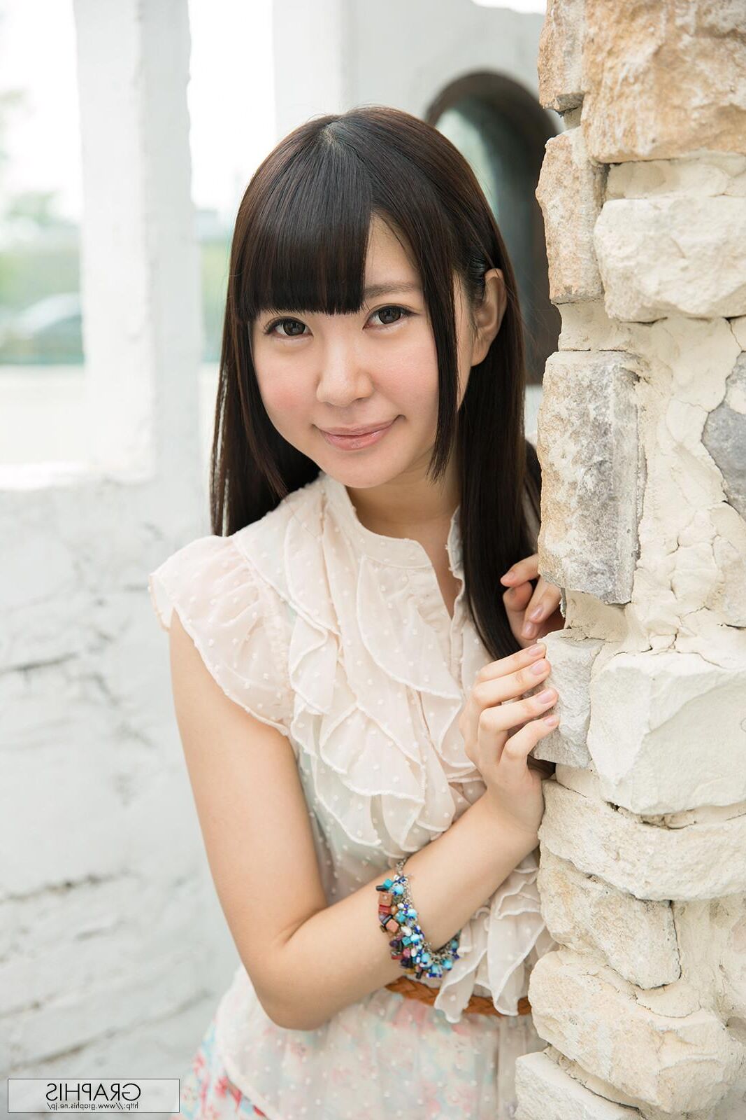 Haruna Aisaka GraphisGals No. Newcomer
