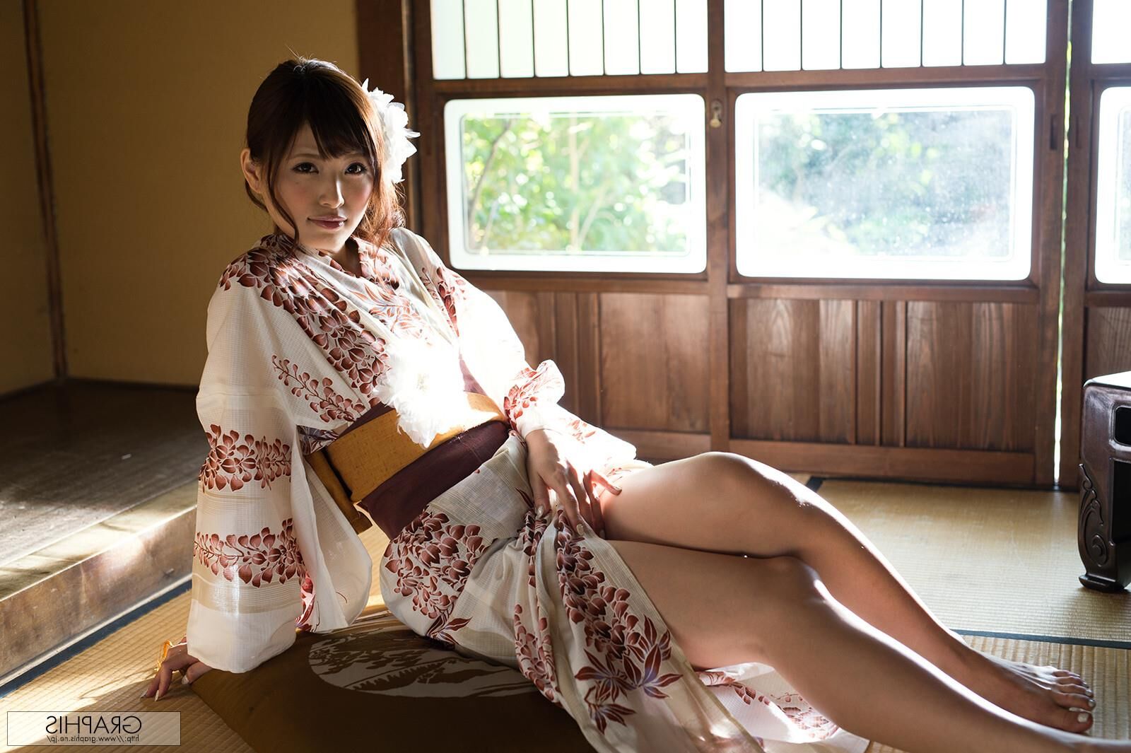 Harumi Tachibana GraphisGals No. We Rise