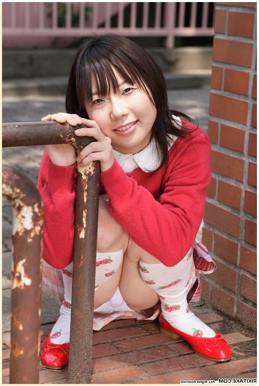 japanese nude model Kaho Sawaguchi