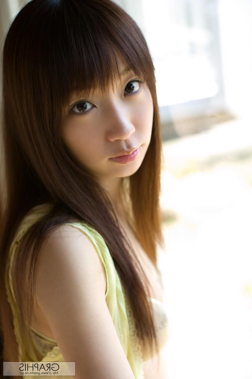 Hina Kurumi GraphisGals No. Walnuts
