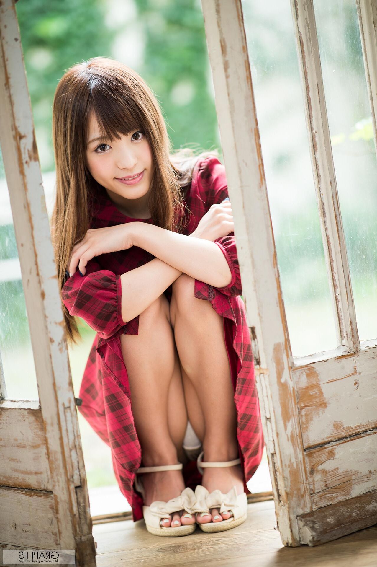 Kana Momonogi GraphisGals No. Dazzling Fruit