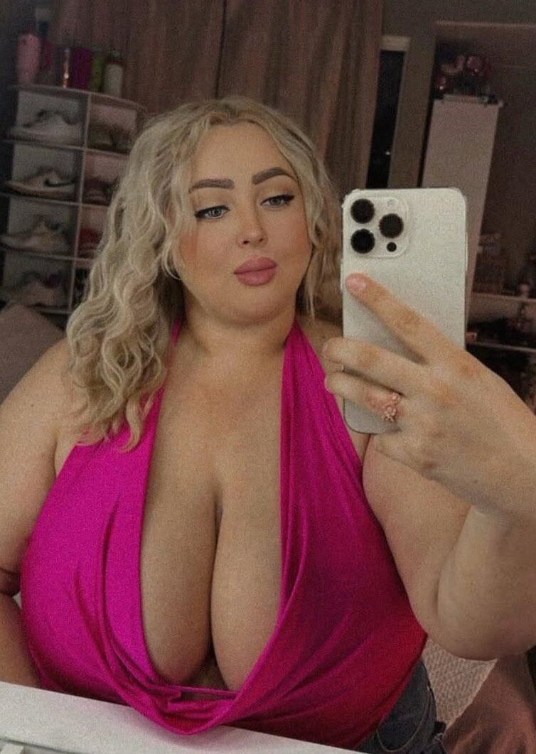 BBW Non Nude 