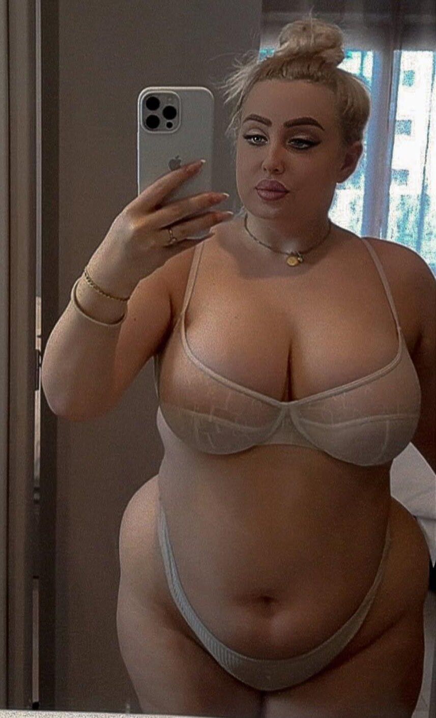 BBW Non Nude 