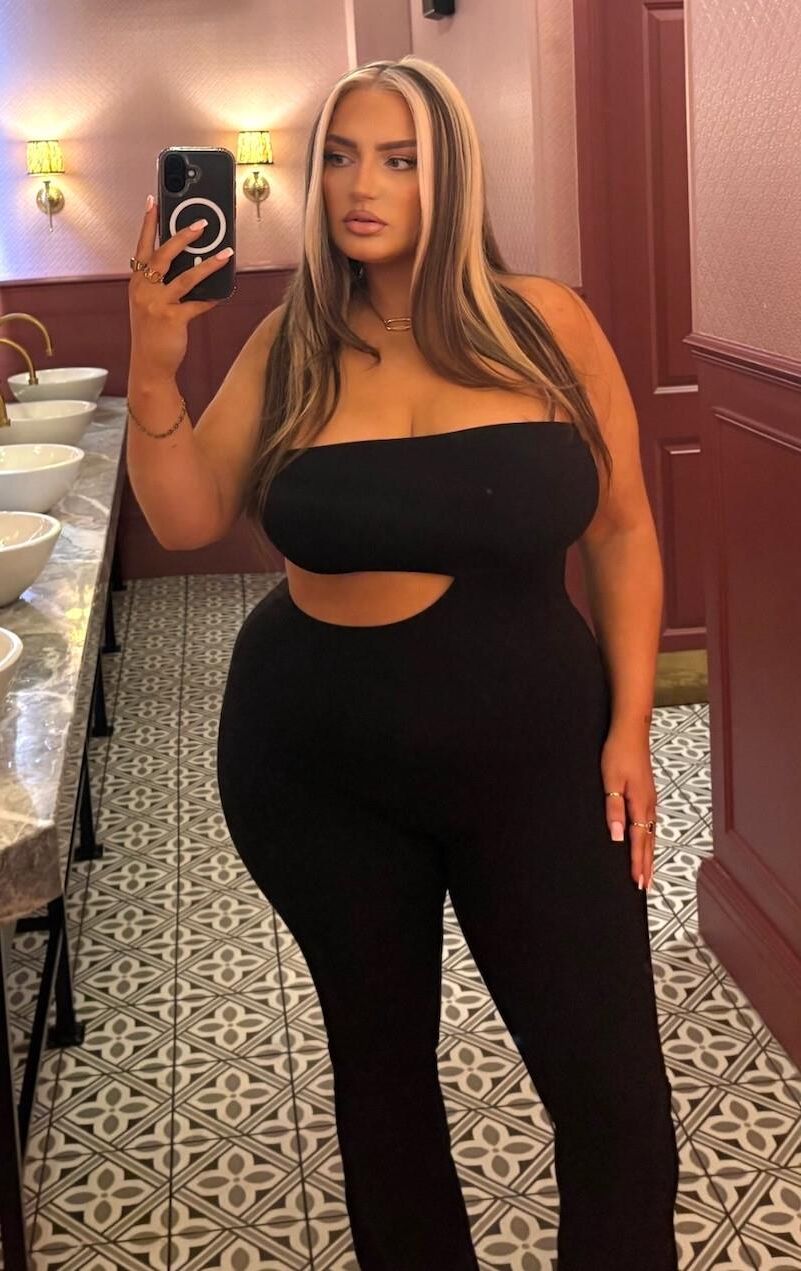 BBW Non Nude 