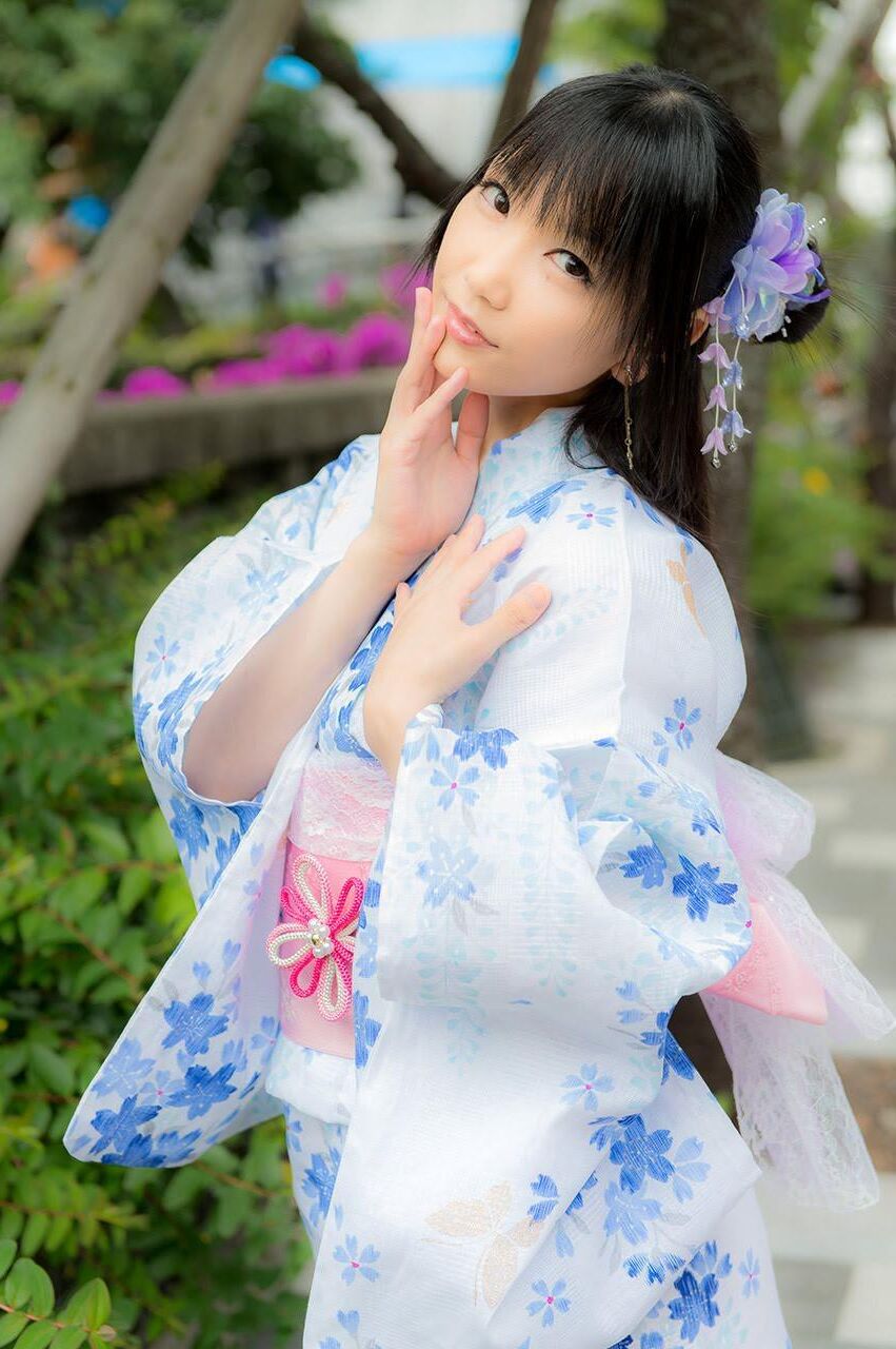 日本のコスプレイヤーウミソノダ