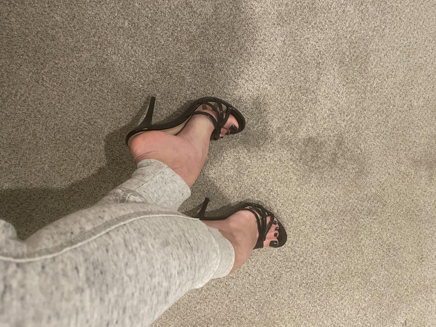Feet and Heels Yes!