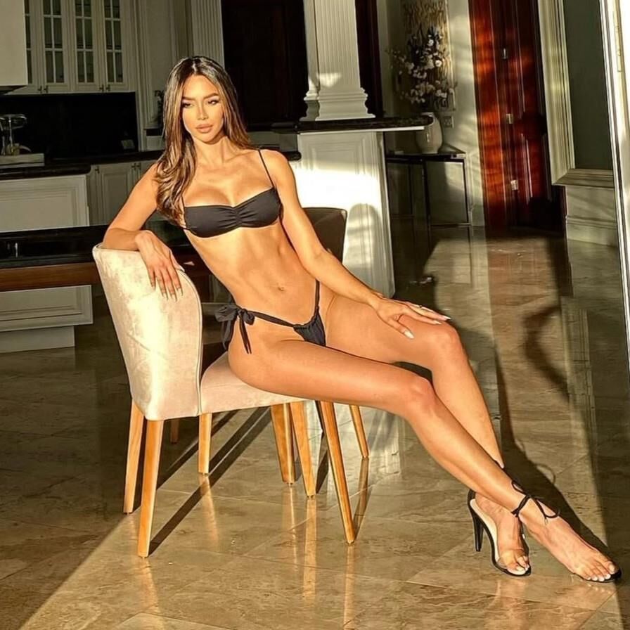 Bikini Girls 