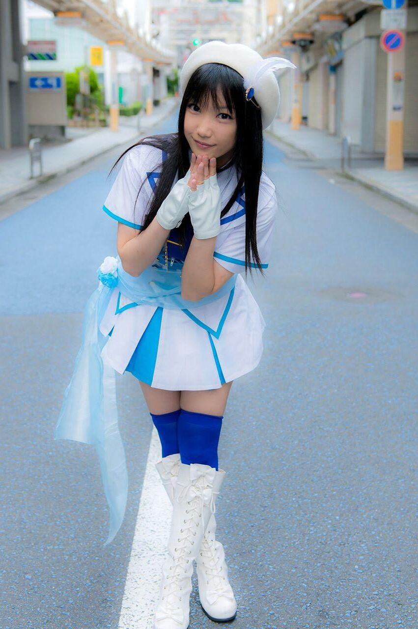 日本のコスプレイヤーウミソノダ