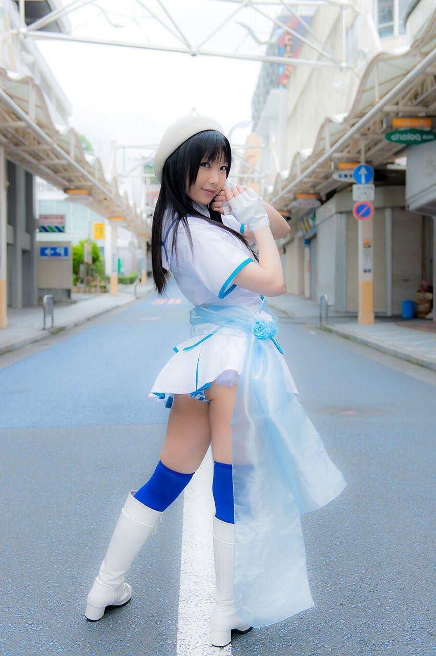 日本のコスプレイヤーウミソノダ