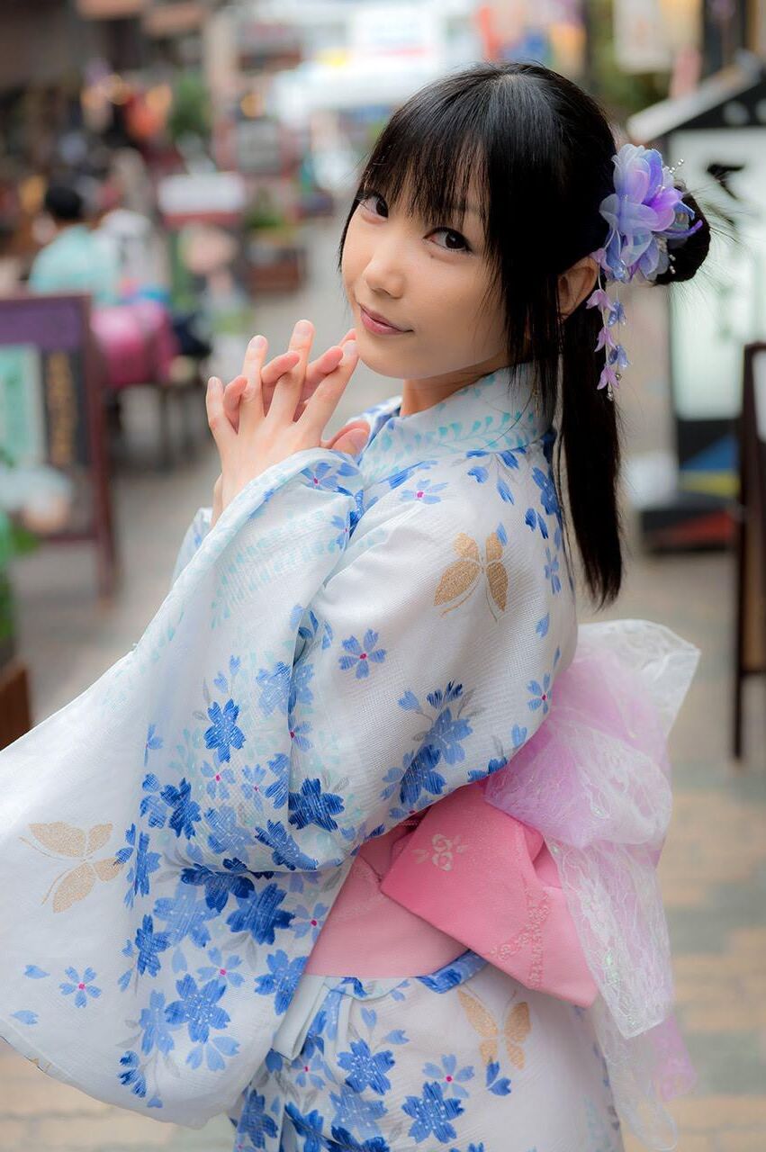 日本のコスプレイヤーウミソノダ