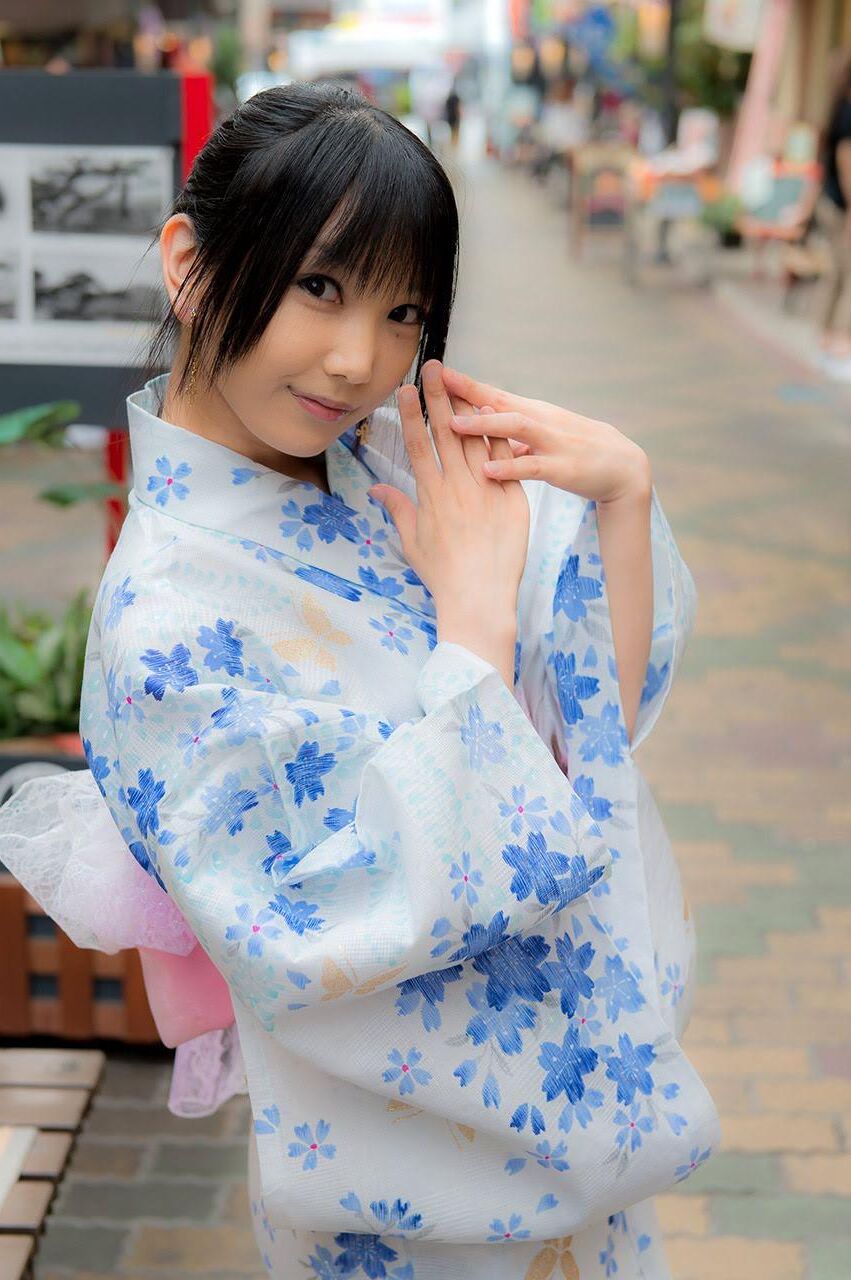 日本のコスプレイヤーウミソノダ
