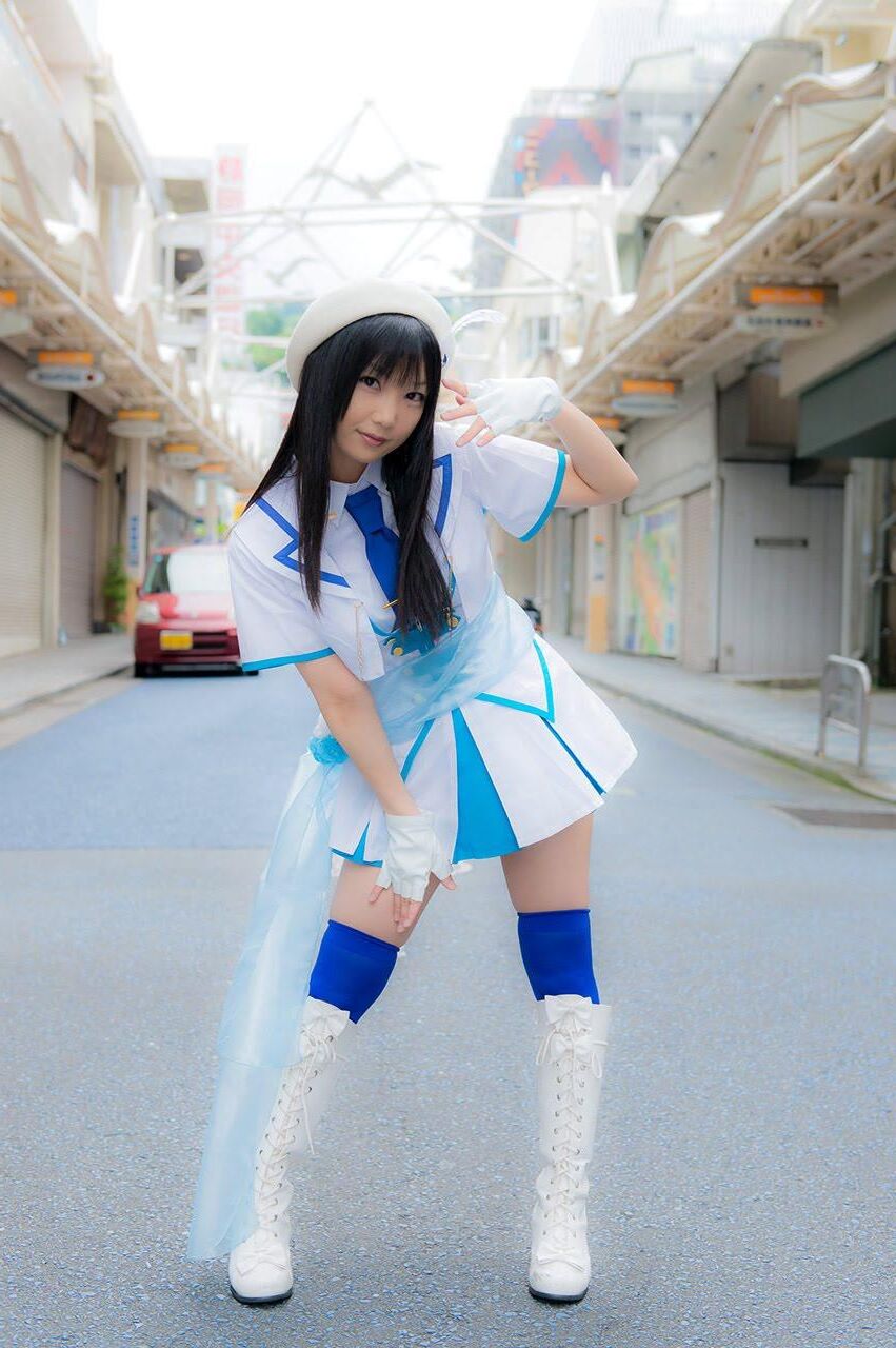 日本のコスプレイヤーウミソノダ