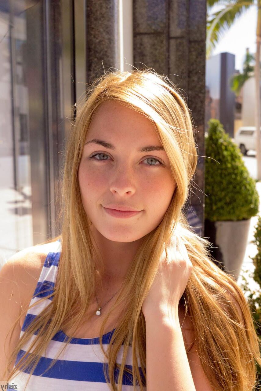 Bailey Rayne