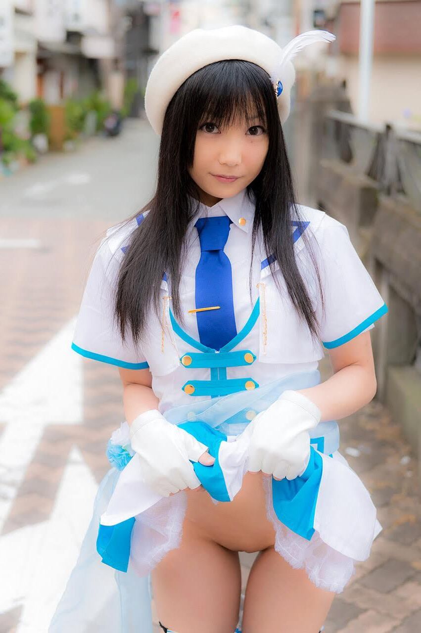 日本のコスプレイヤーウミソノダ