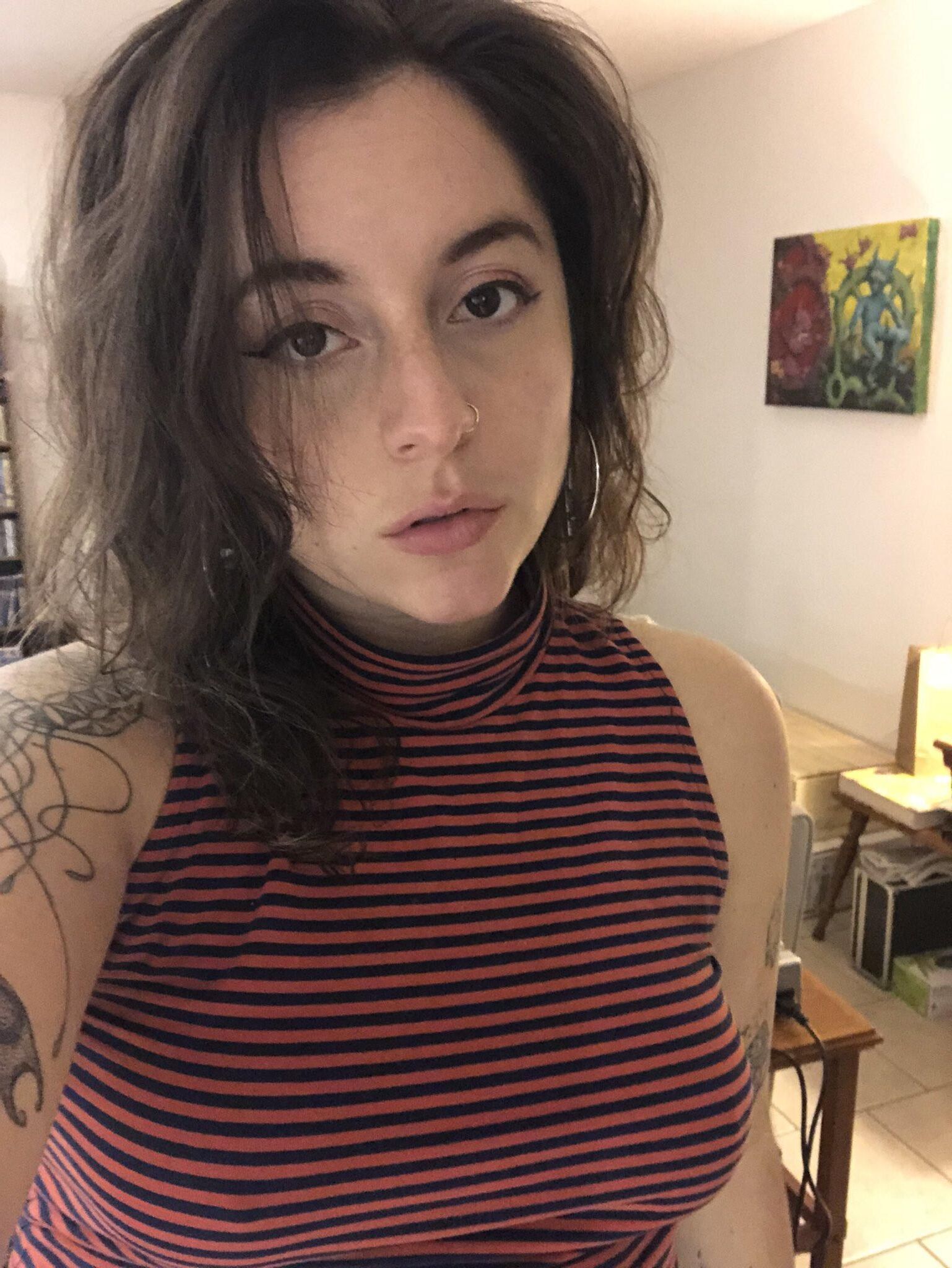Twitter tatuado baddie dirt_flirt