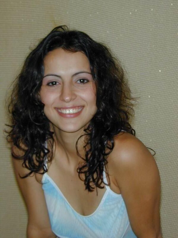 Chica amateur sola ()