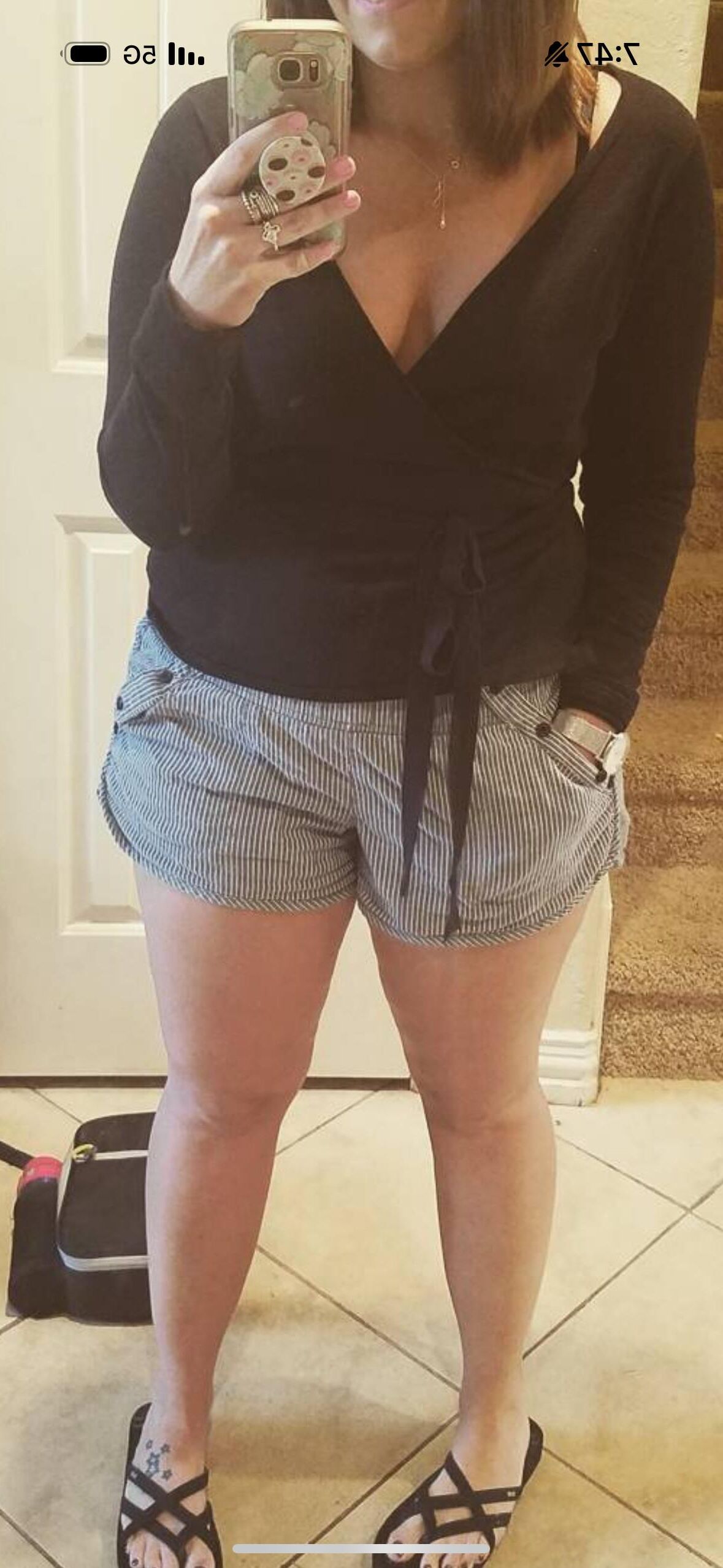 Sexy insta fashion mom with thick thighs and mom bod (non nude)