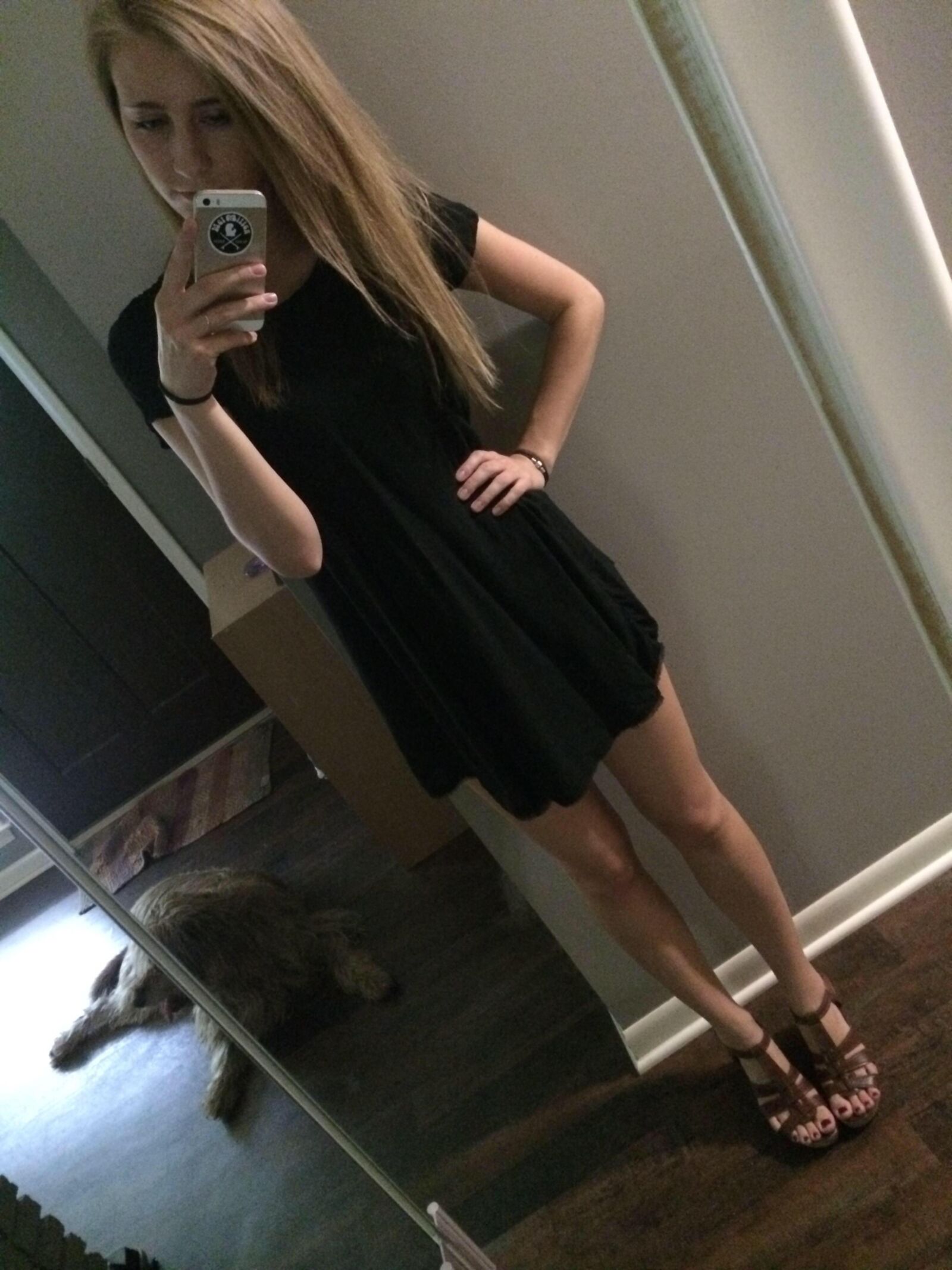 amateur girl solo ()