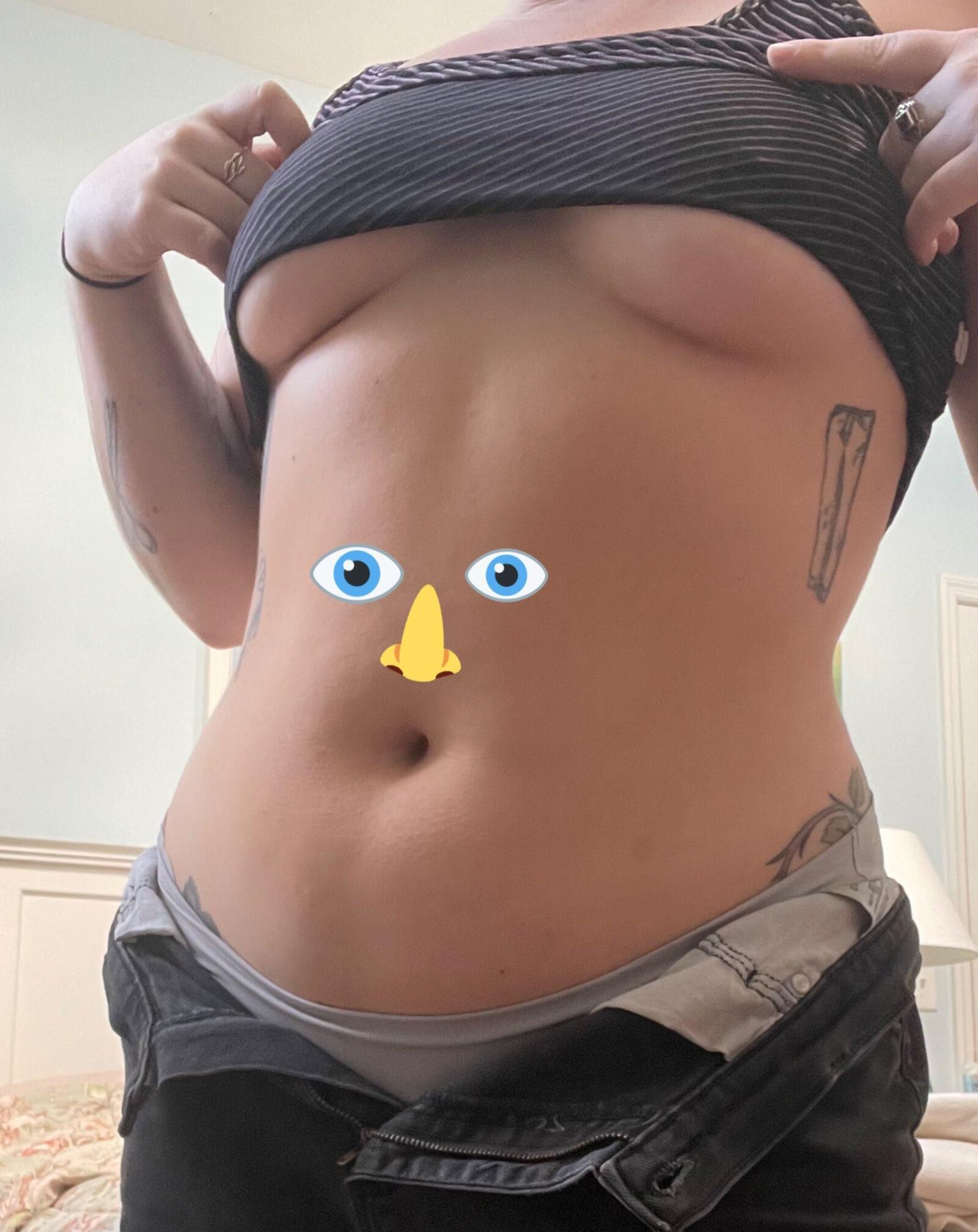 Twitter tatuado baddie dirt_flirt
