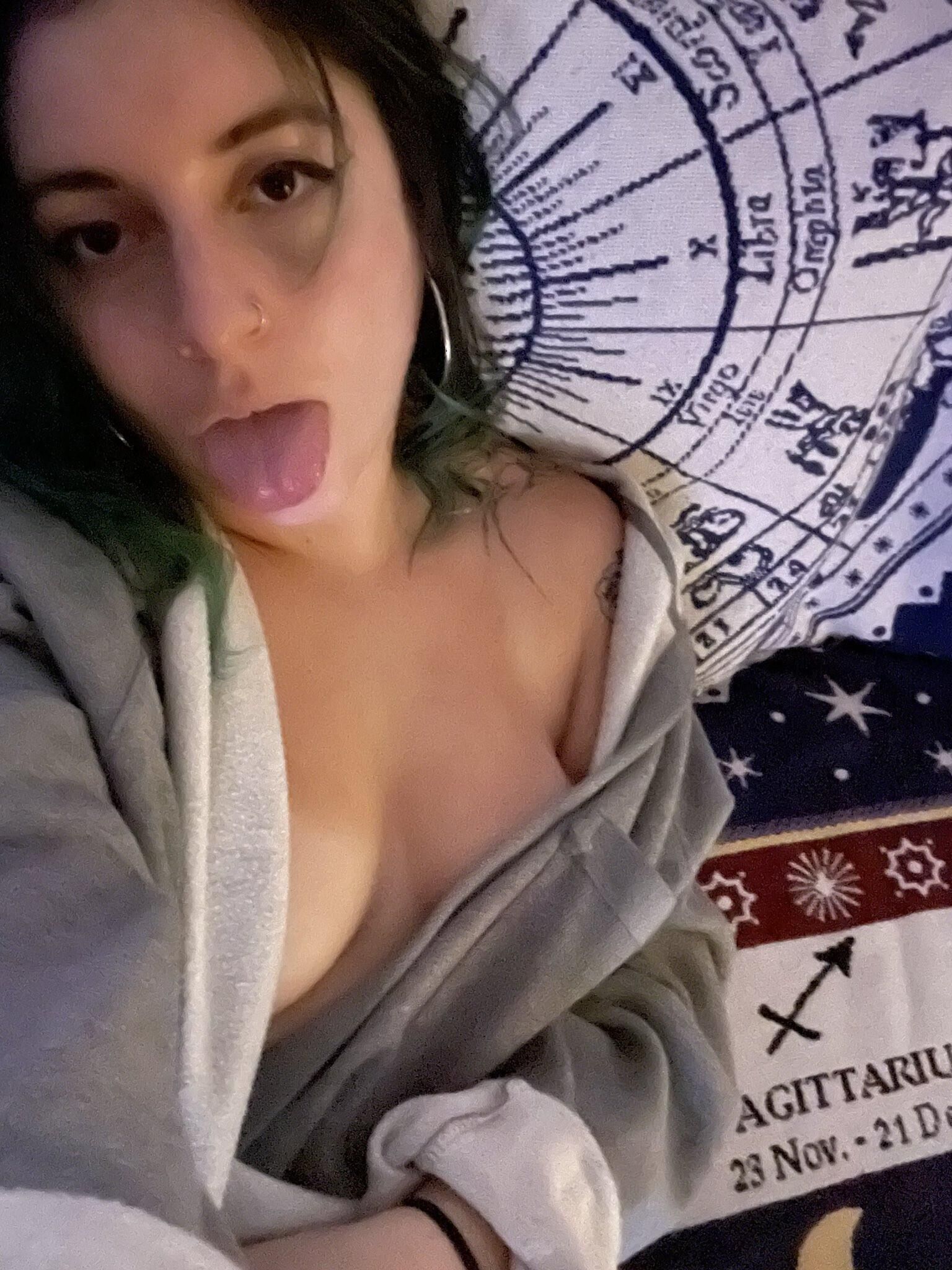 Twitter tatuado baddie dirt_flirt