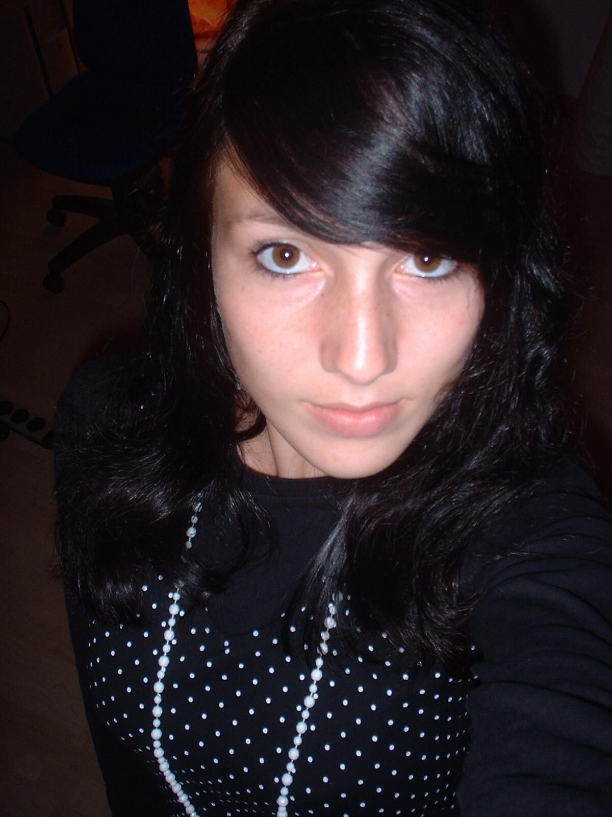 Chica amateur sola ()