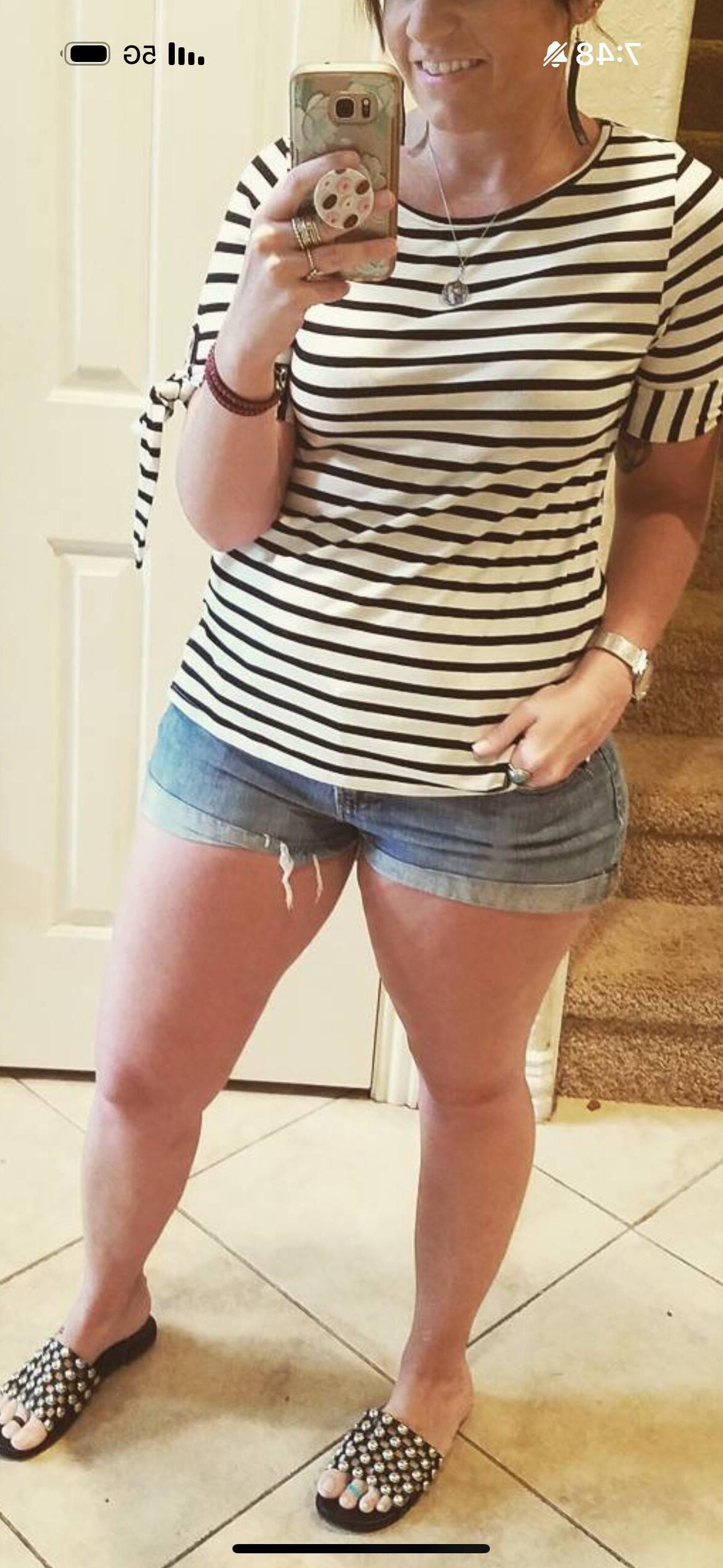 Sexy insta fashion mom with thick thighs and mom bod (non nude)
