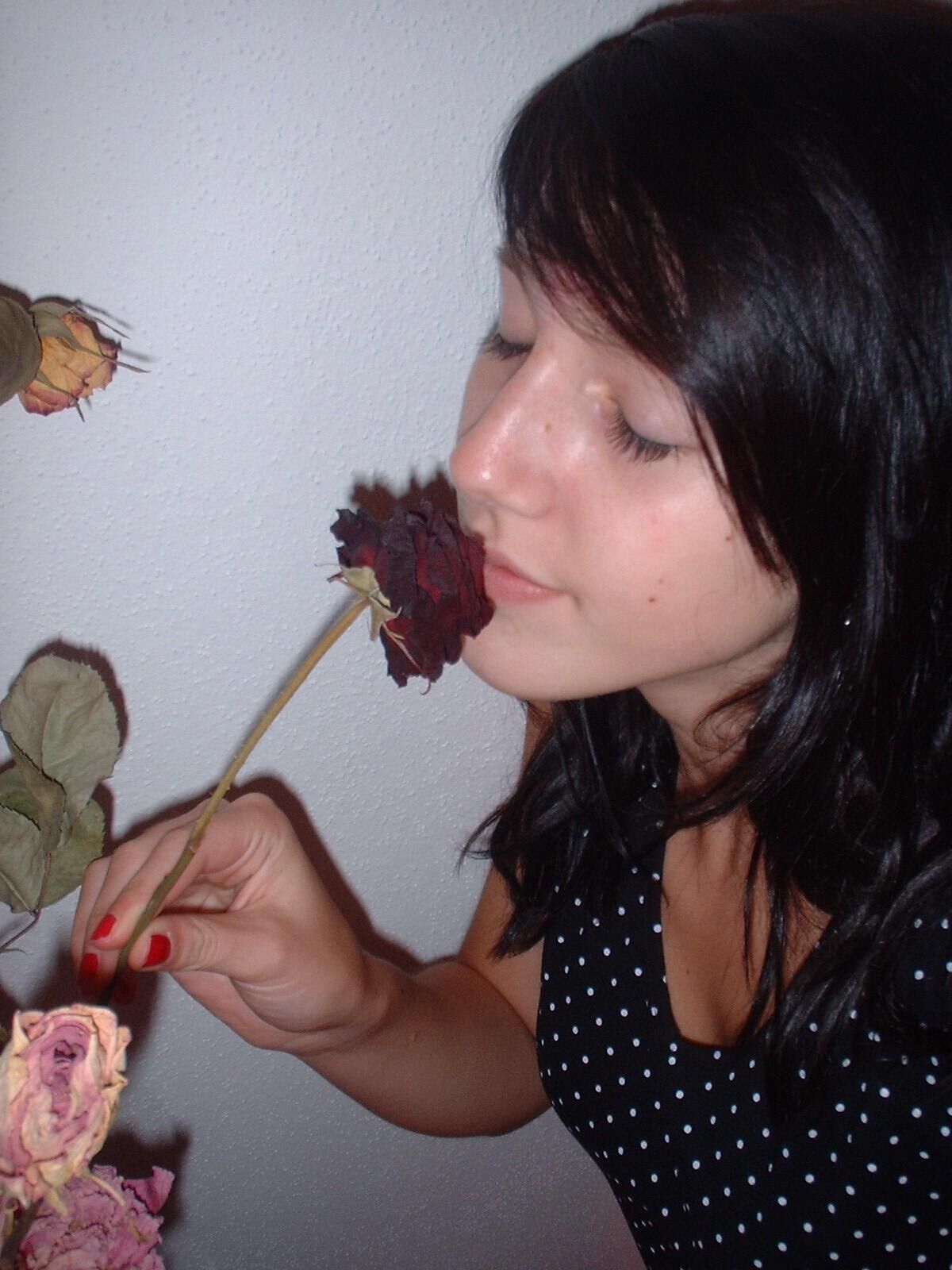 Chica amateur sola ()