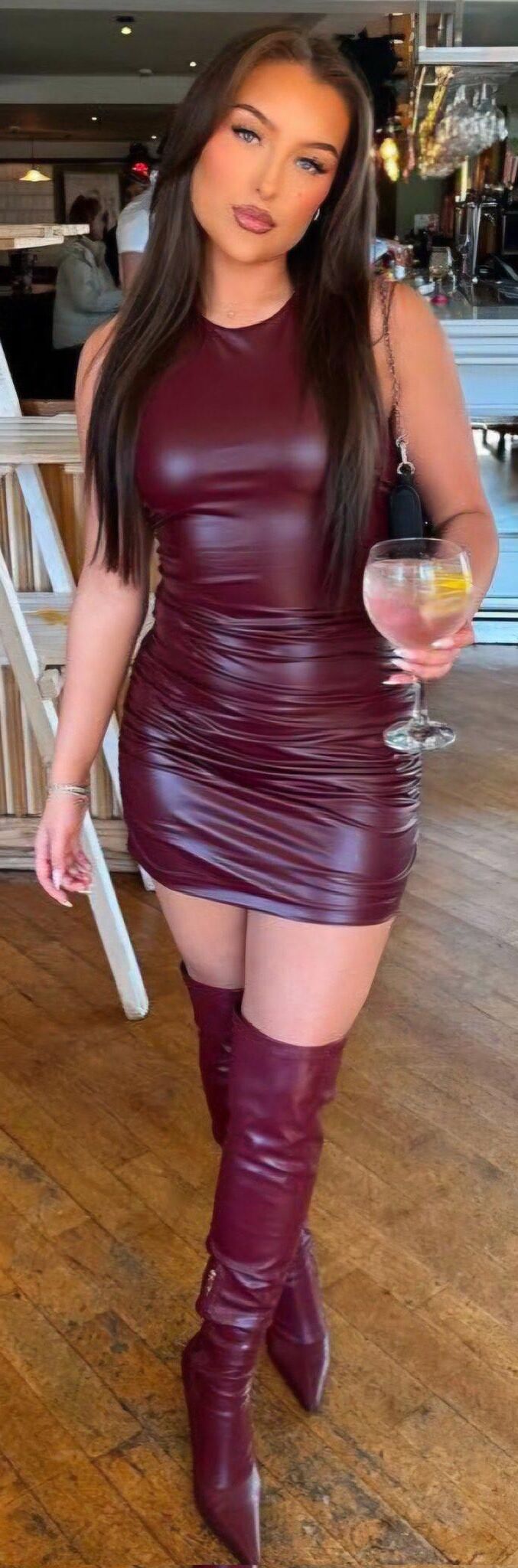 Girls in Red 