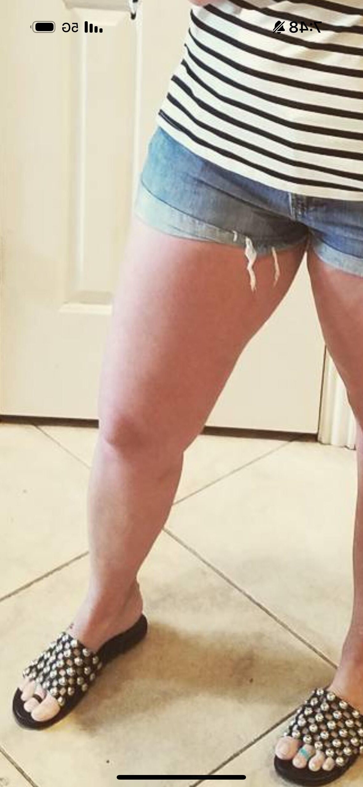 Sexy insta fashion mom with thick thighs and mom bod (non nude)