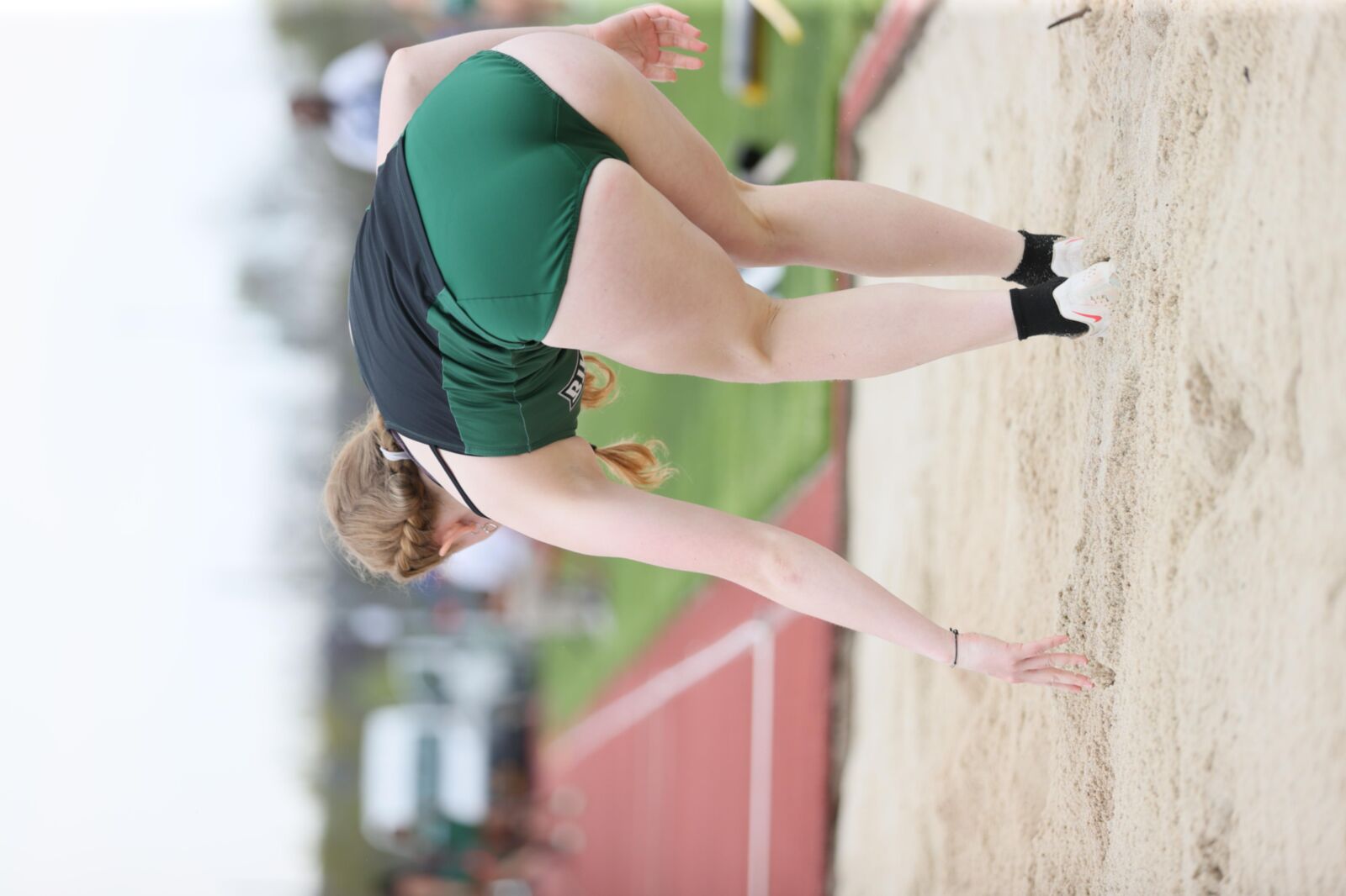 Sportswoman 