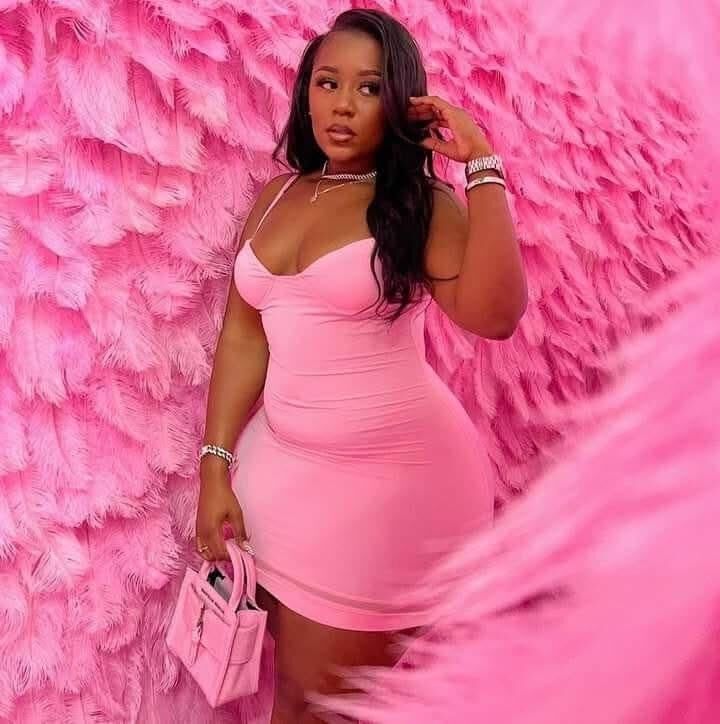 Girls in Pink 