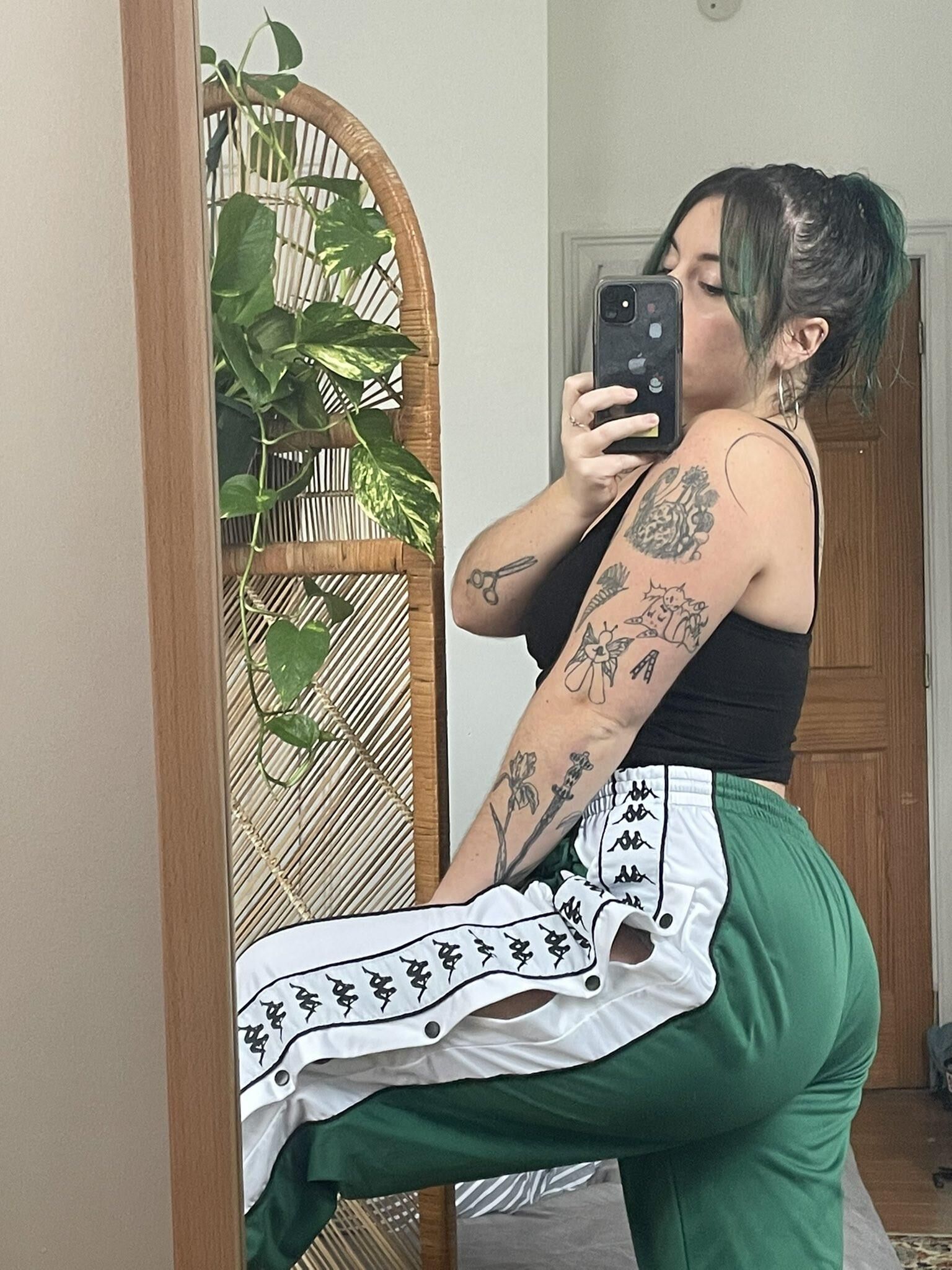 Twitter tatuado baddie dirt_flirt