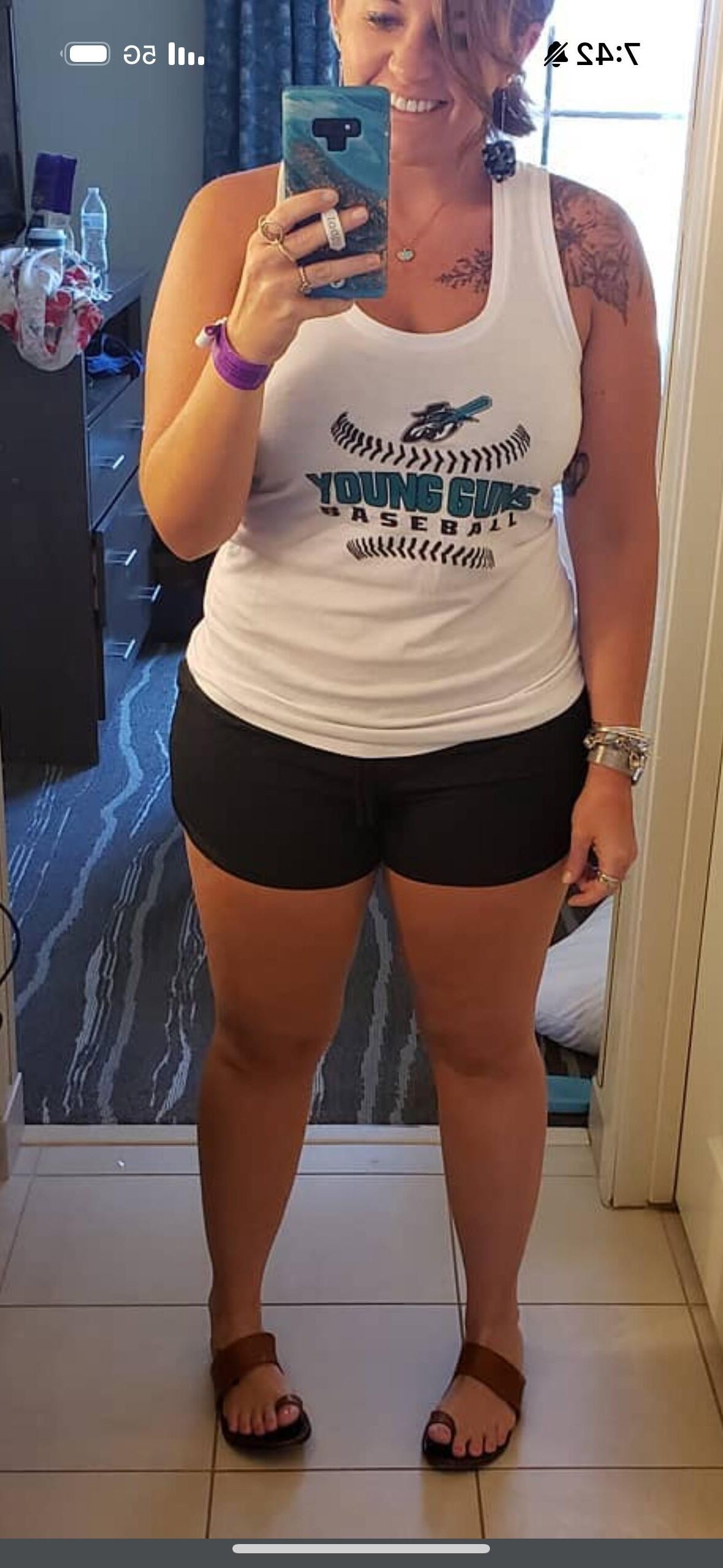 Sexy insta fashion mom with thick thighs and mom bod (non nude)