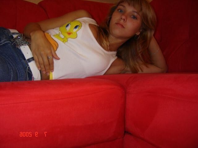 Chica amateur sola ()