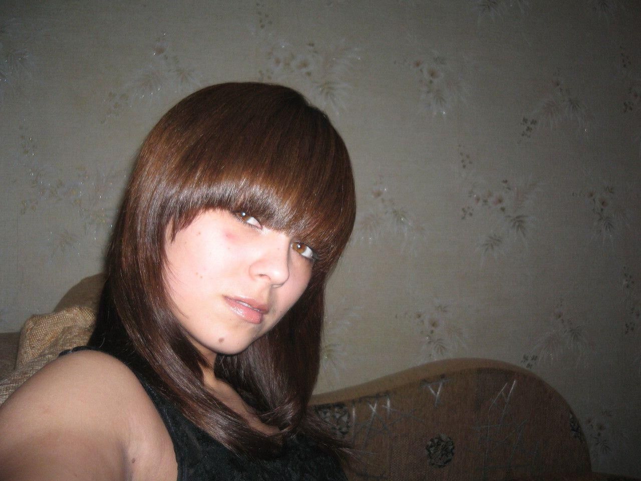 Chica amateur sola ()