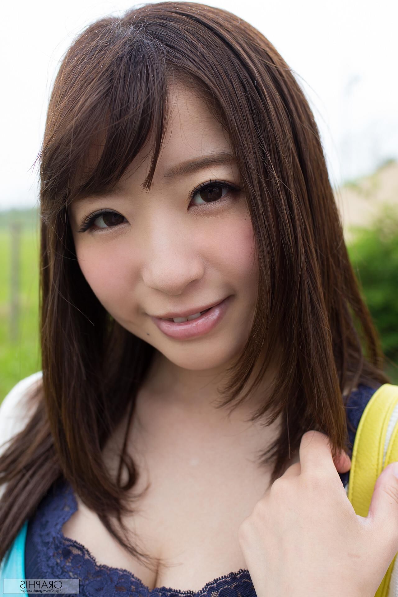 Saki Hatsumi Graphisgals No. recién llegado