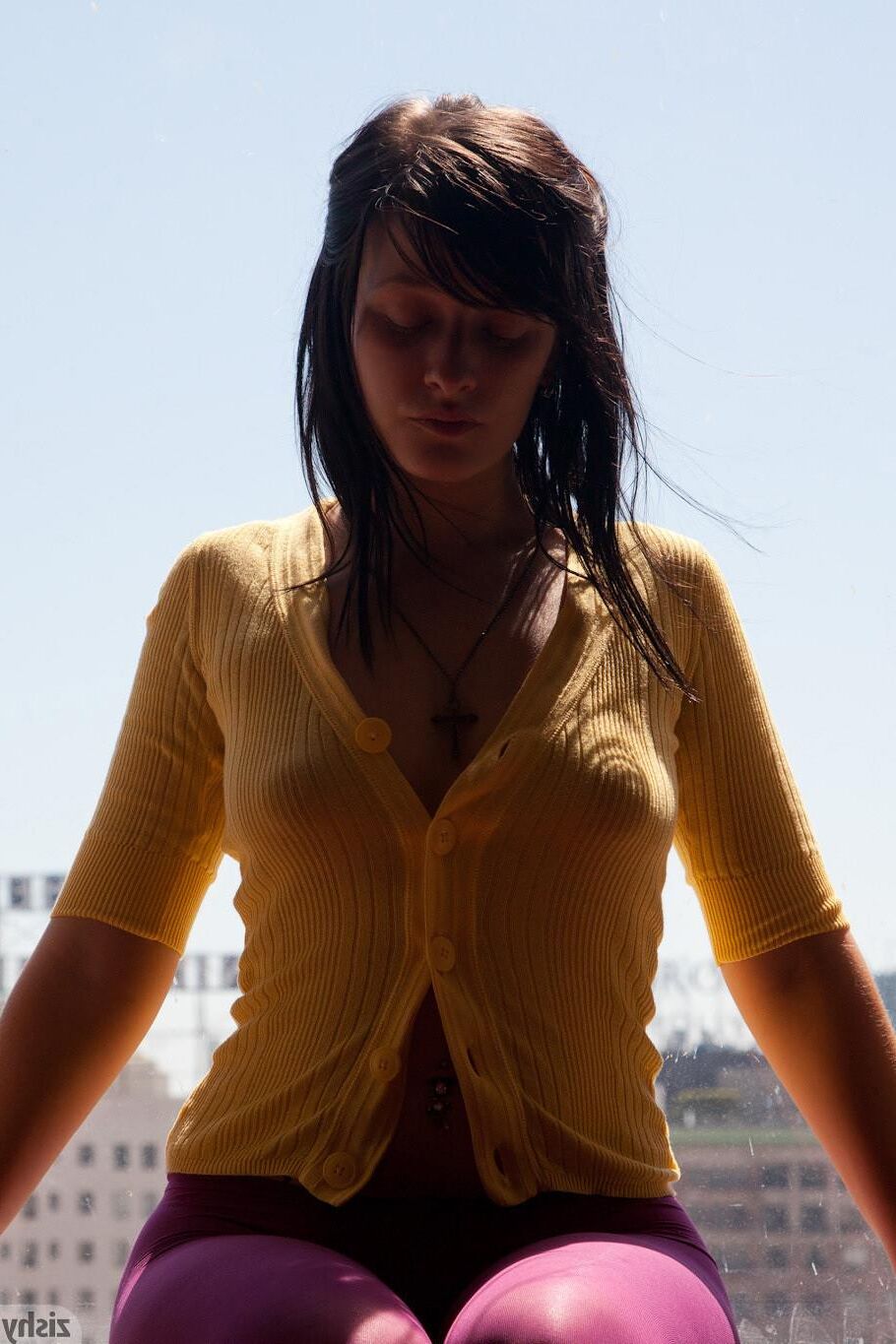Hannah Kinney Hot Swell