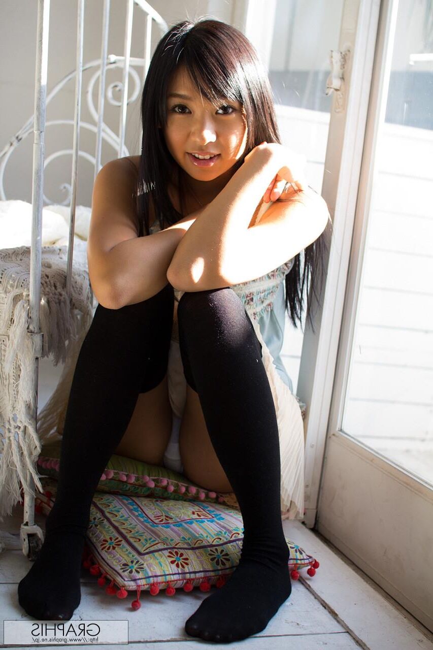 Nana Ogura Graphisgals No. Glomamerus Body
