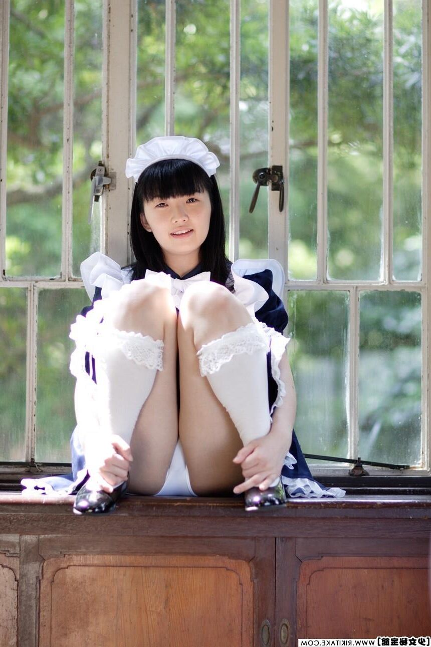 日本のヌードモデルojousama（若い女性と彼女のメイド）