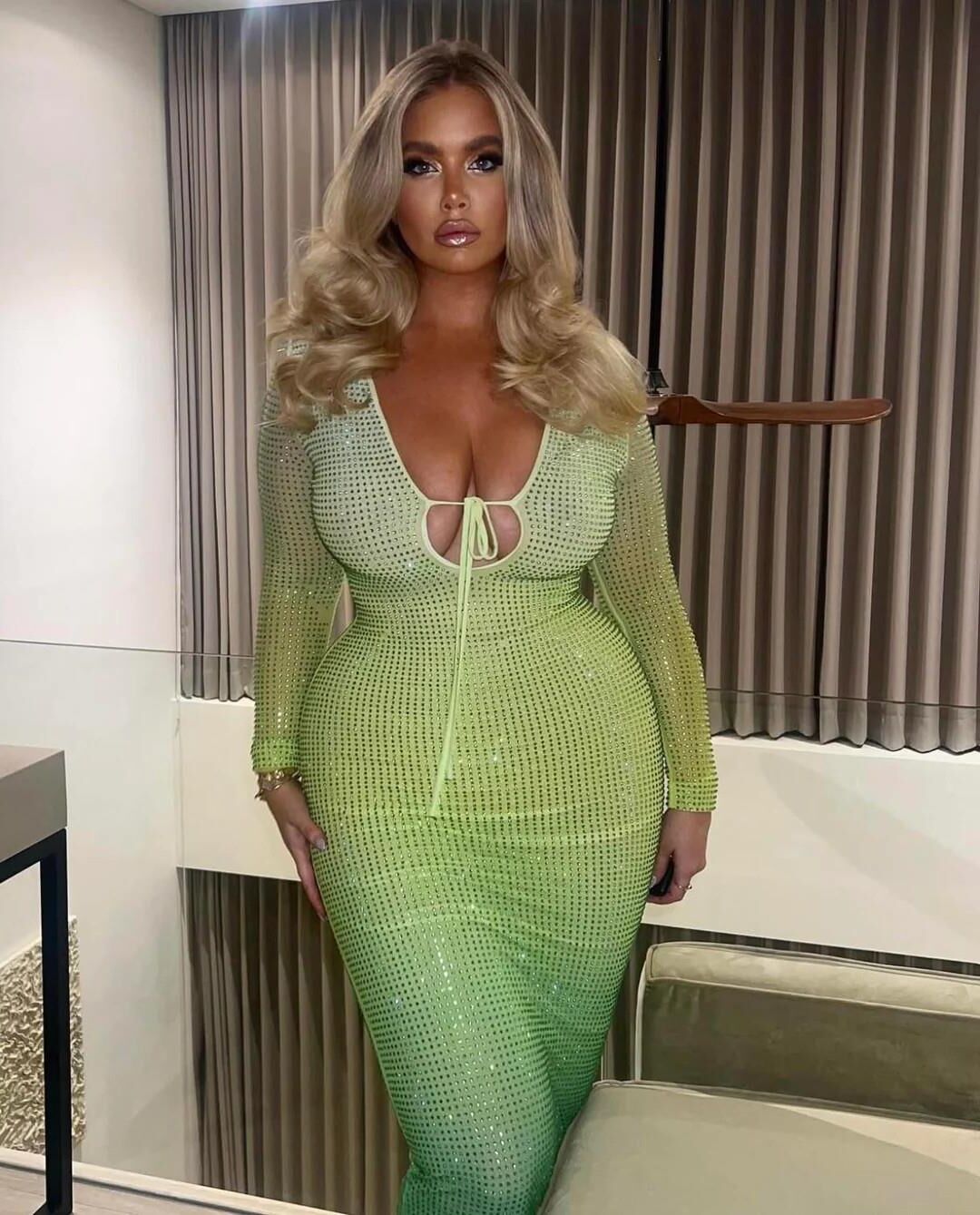Curvy Girls 
