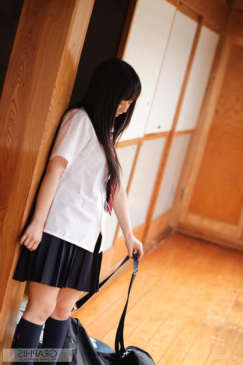 Ruka Kanae Graphisgals No. Otro mundo
