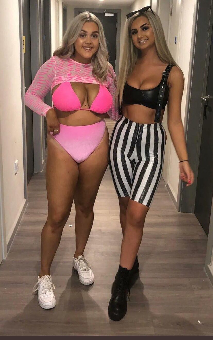 Curvy Girls 